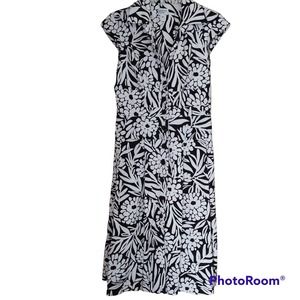 Dorby Pleated Collared A-Line Button Front Black White Floral Retro Style Dress